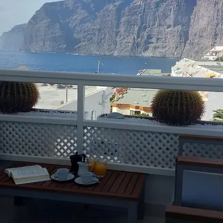 Vistas Sonadas Cerca Del Mar Acantilado de los Gigantes